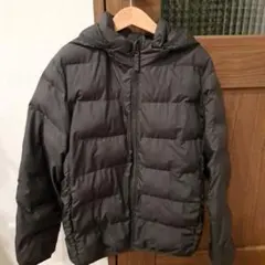 UNIQLO　キッズ　パフテックウォッシャブルパーカー　140