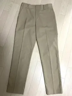 UNIQLO  EZYアンクルパンツ