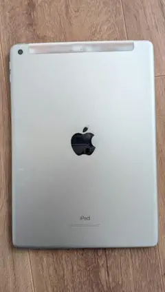 Apple iPad 本体 シルバー 第9世代 - メルカリ