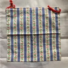 手作り巾着(いちご柄)