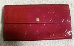 ま*る様 Louis Vuitton パテントレザー 長財布 レッド