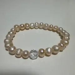 淡水パールとクリスタルビーズのブレスレット