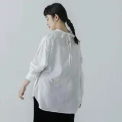 新品未使用】TENNE HANDCRAFTED MODERN ブラウス 白 - メルカリ