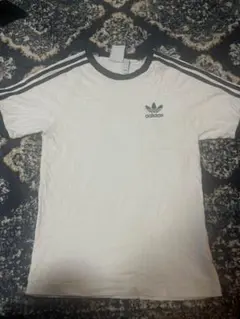 adidas ホワイト Tシャツ Sサイズ