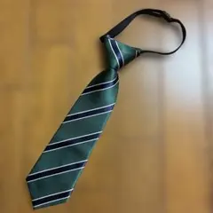 キッズ用 ワンタッチネクタイ グリーン ストライプ　レジメンタル