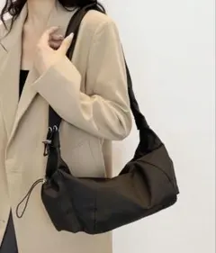 ギャザー ショルダーバッグ