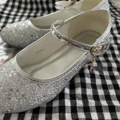 フォーマルシューズ　シルバー　23センチ