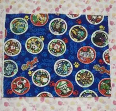 【送料込み】妖怪ウォッチ メダル柄 キルティング生地ハギレ 29×22.5cm