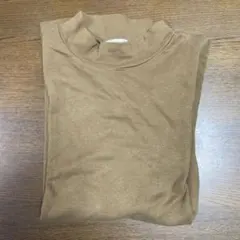GU タートルネックセーターM