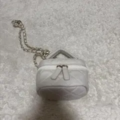 ライトグレー キルティング ショルダーバッグ
