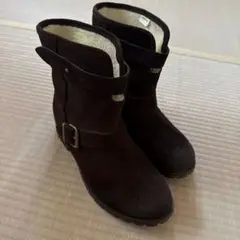 さらに値下げ。DIESEL ブーツ　茶色ブラウン　24.5