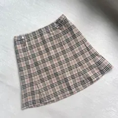 極美品✨️ バーバリー　スカート　ノバチェック　ホース刻印　プレート ホースロゴのサムネイル