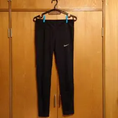 ナイキ スポーツウェア レギンス 黒