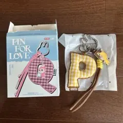 POP MART チェック柄 P キーホルダー