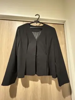 【Yuckey様　専用】ノーカラーブラックジャケット&ワンピースのセット