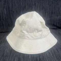 アディダスバゲットハット
