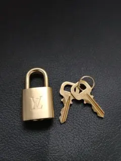 Louis Vuitton ゴールドパドロック南京錠 鍵2本付き