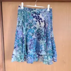 トッカ花柄フレアスカート ブルー系 ティアードデザインのサムネイル