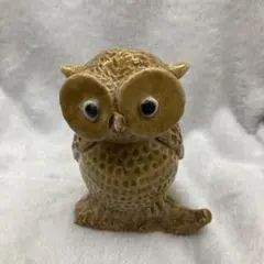 陶器 可愛らしいフクロウの置物