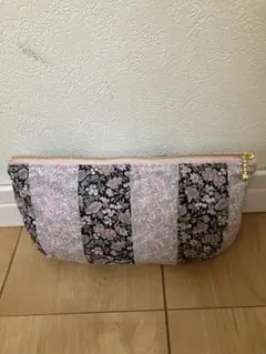リバティ花柄パッチワークポーチ　ピンク