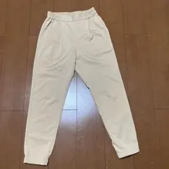 ROPE テーパードパンツ