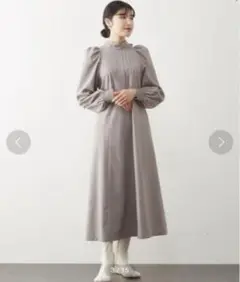 【美品】ティアラ　ロングワンピース　タック　シャーリング