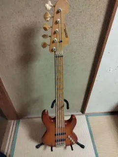 Item thumbnail for item 5349f186-06d0-43ac-b4f0-acb8d379f339