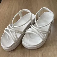 OPAQUE.CLIP Mホワイト 厚底サンダルのサムネイル