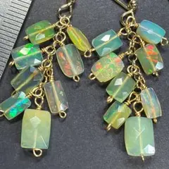 14KGF＊遊色✨綺麗なエチオピアオパール豪華なピアスg99