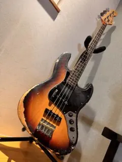 Lyle(ライル)ビンテージ・エレキベース(ジャンク品) &ハードケース