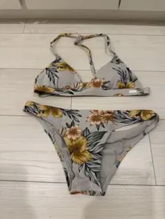 ROXY フラワープリント ビキニ