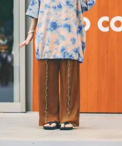 ニコアンド［Make Stuff'26］ aimiシャイニーパンツ - メルカリ