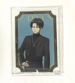 進撃の巨人　リヴァイ　アクリルプレート　ブラックコーデ　特典　A賞