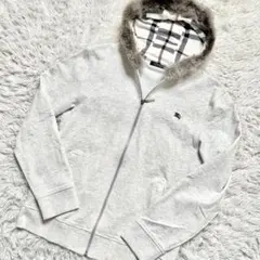 【美品】バーバリーブラックレーベル パーカー フード 毛皮 ファー ノバチェック