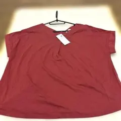 新品タグ付きearth music&ecology 赤 半袖Tシャツ　Fサイズ