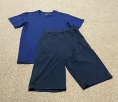 ￼ユニクロ　ネイビー Tシャツ ハーフパンツ セット　160cm