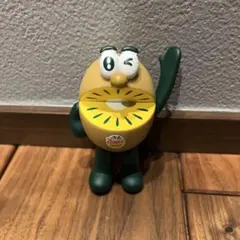 新品　ゼスプリ キウイブラザーズ 2025 フィギュア 黄　ゴールド