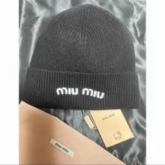 MIUMIU ニット帽　ビーニー