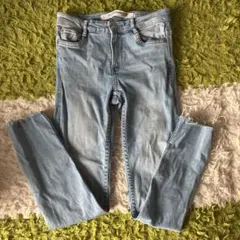 ZARA TRAFALUC スキニーデニムのサムネイル