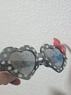 ミニーマウス ハート型サングラス