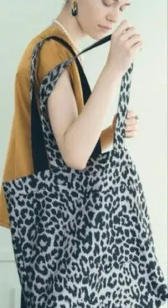 Item thumbnail for item bfc6d11b-b96f-4cbf-9c7b-4fc01f1f9f05