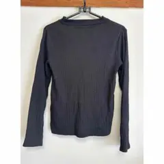 リブ編み 黒 長袖 トップス