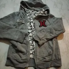 Hurley フード付きパーカー グレー　リバーシブル　140