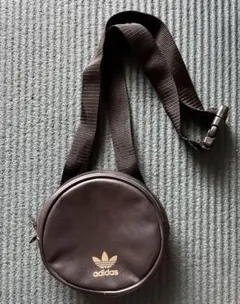 adidas Originals ショルダーバッグ 黒×金 Y2Kのサムネイル