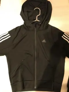 adidas フード付きパーカー ブラック