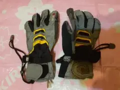 美品　スノーボード　グローブ　DEFCON 　 Ｌサイズ