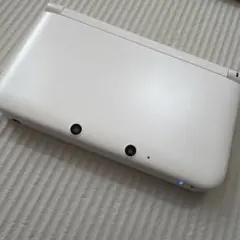 Nintendo 3DS LL ホワイト　初期化済　動作確認済　充電器付き　旧品