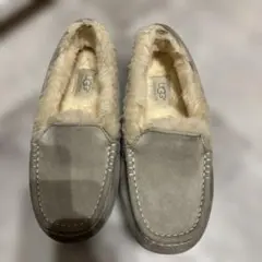 未使用級⭐︎UGG グレー モカシン　22cm