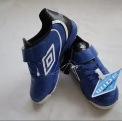 新品、未使用、16cm アンブロ　サッカーシューズ