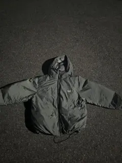 「早い者勝ち‼️」オリーブグリーンダウンジャケット テック系 ドローコード付き